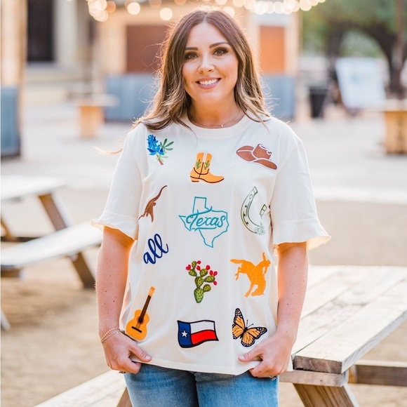 Layerz Clothing Tops - Layerz Texas Graphic Tee Women’s Medium Yellow Western Icons Short Sleeve